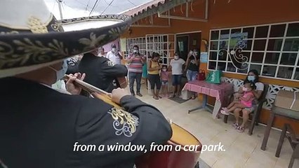 Masked mariachis serenade mothers in Panama