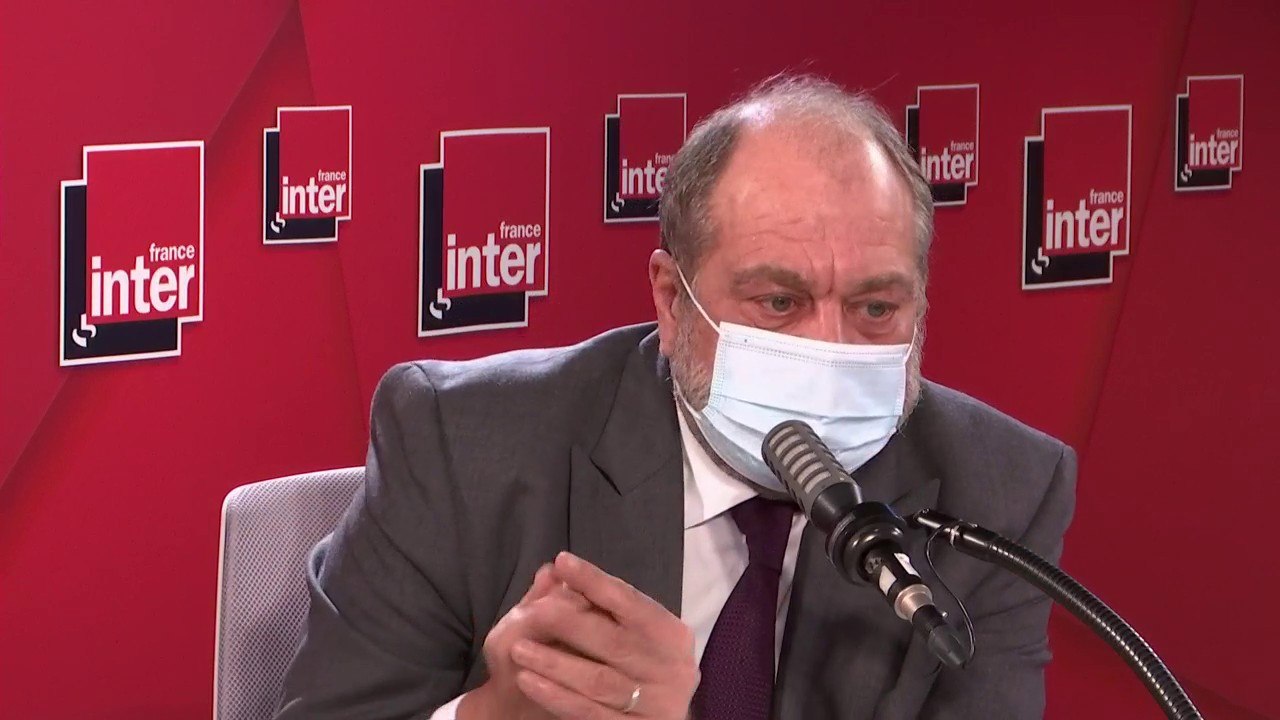 Éric Dupond-Moretti : "Trois magistrats, un juriste et des greffiers seront dédiés à la haine en ligne. Ce n'est pas une compétence exclusive, et nous sommes non pas sur le terrain expérimental mais presque. Pour le moment, c'est suffisant."