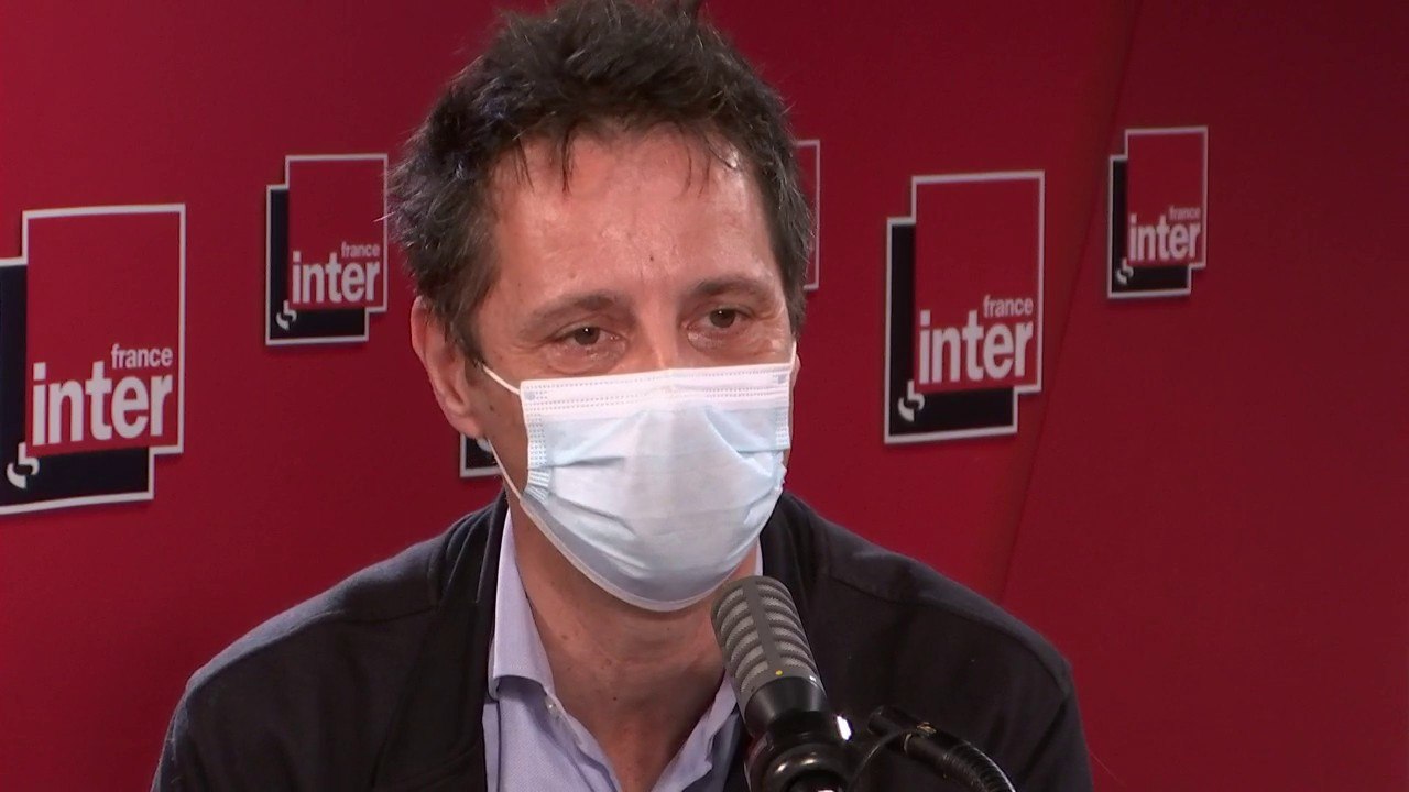 Laurent Garcia : "Il serait sage que les résidents restent dans les établissements pour Noël. On ne pourra pas empêcher un résident d'aller voir sa famille, mais le résident qui fête Noël en famille aura sept jours d'isolement à son retour."