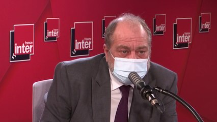 Éric Dupond-Moretti : "Je voudrais dire aux jeunes qui nous écoutent qu'ils se méfient des réseaux sociaux (...). De grâce, méfions-nous de cela, ça cause, et ça crée, un mal considérable, en instillant dans notre société un insupportable poison."