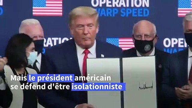 Trump signe un décret pour prioriser la livraison de vaccins aux Etats-Unis avant les autres pays