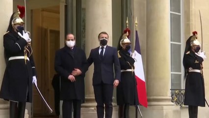 احتجاجات ترافق زيارة السيسي فرنسا مطالبة بإطلاق السجناء