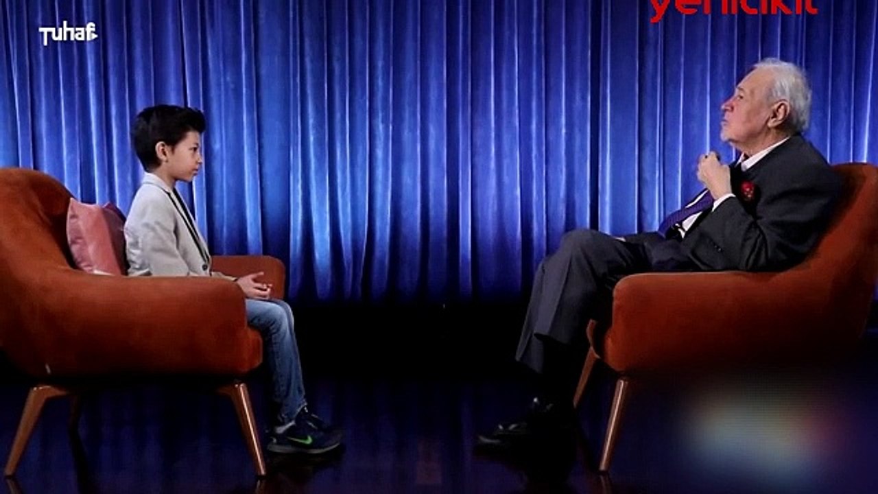 İlber Ortaylı’dan  ‘futbolcu olmak istiyorum’ diyen çocuğa ilginç cevap