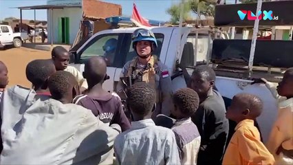 Pasukan PBB Indonesia Ajari Bocah Afrika Ngaji