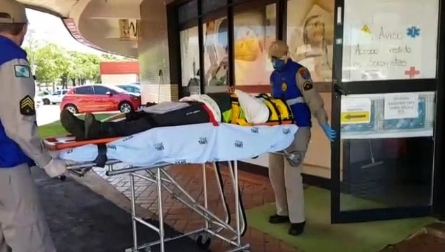 Mulheres sofrem queda de andaime no Núcleo Industrial do Santos Dumont