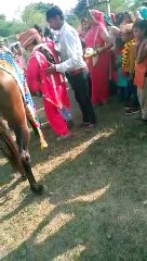 बेटी की घोड़ी पर निकाली बिंदोरी, दिया बेटा-बेटी की समानता का संदेश