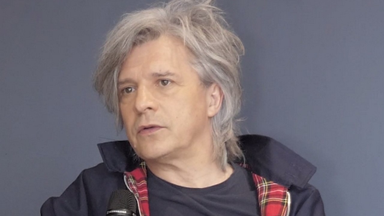 Indochine raconte l'histoire de "Tes yeux noirs" (1985)