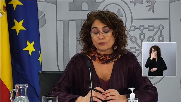 El Gobierno niega que se estén realizando traslados incontrolados de migrantes desde Canarias a la península