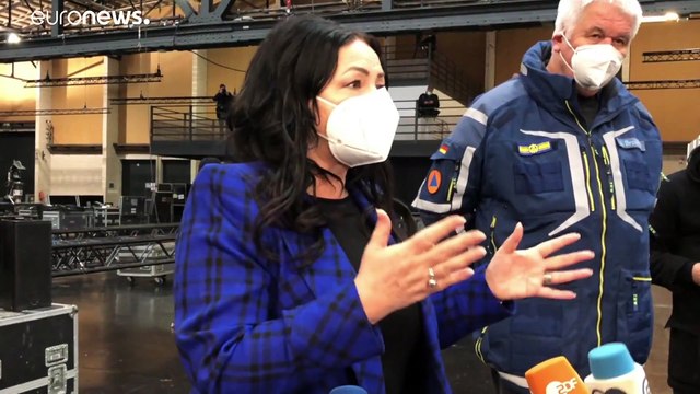 German vaccination centres await government's green light to roll out jabs