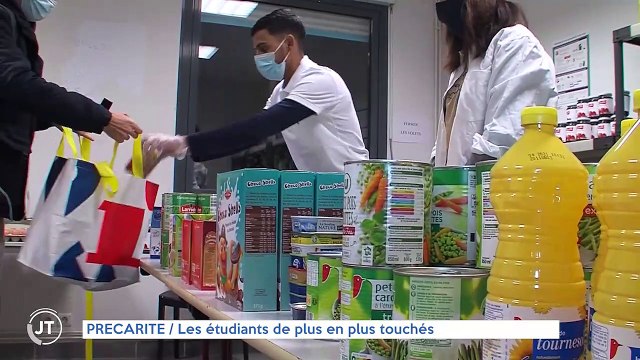 PRÉCARITÉ / Les étudiants de plus en plus touchés