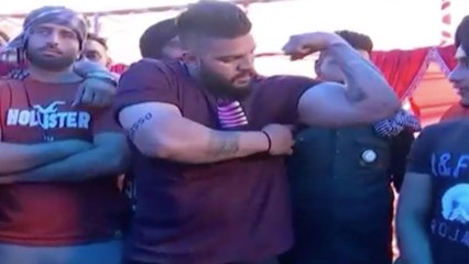 Powerlifters reach protest site, set gyms in place