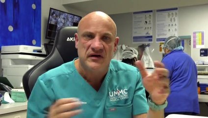 Tras meses de pandemia, el personal médico de un hospital de Texas está "exhausto"