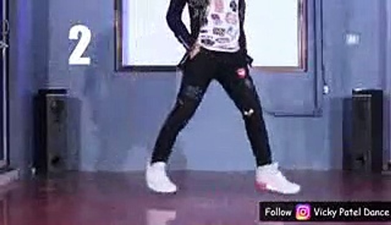 3 Famous Dance Moves _ Footwork Tutorial in Hindi _ Simple Hip Hop steps for beg_low