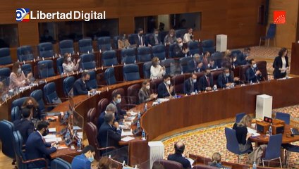 Ayuso sobre la Cañada Real: "Para tener los Porsches ahí aparcados, bien; pagar las facturas, no"