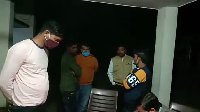 अनियंत्रित पिकअप ने टेंपो को पीछे से मारी टक्कर