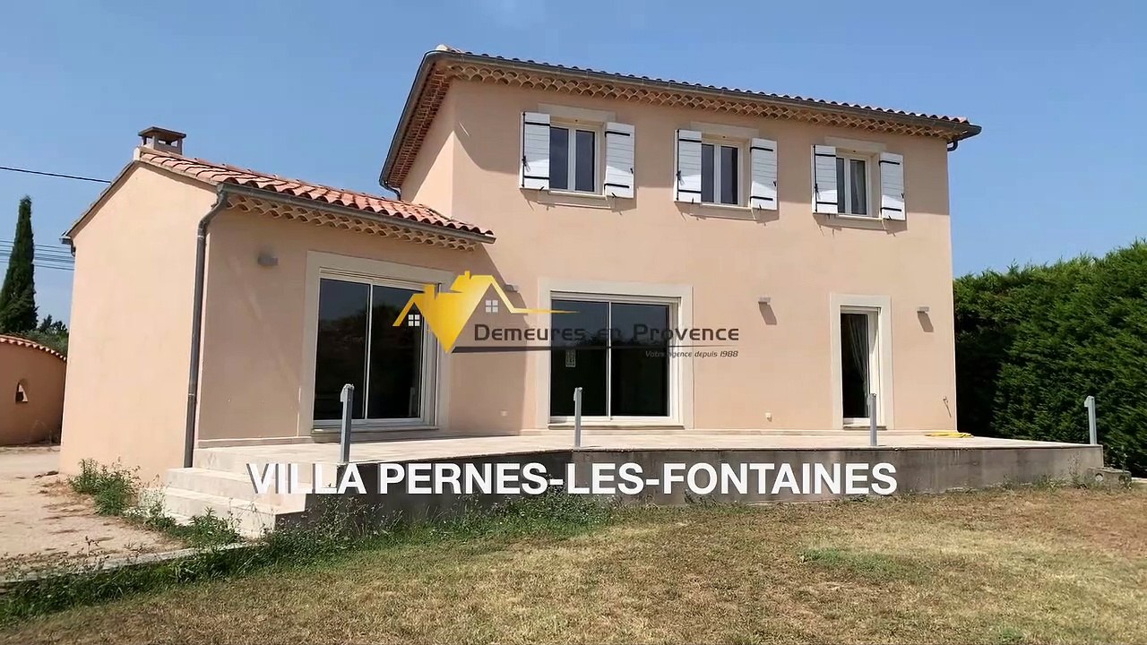 Exclusivité: Villa à vendre avec terrasse à Pernes-Les-Fontaines (84)