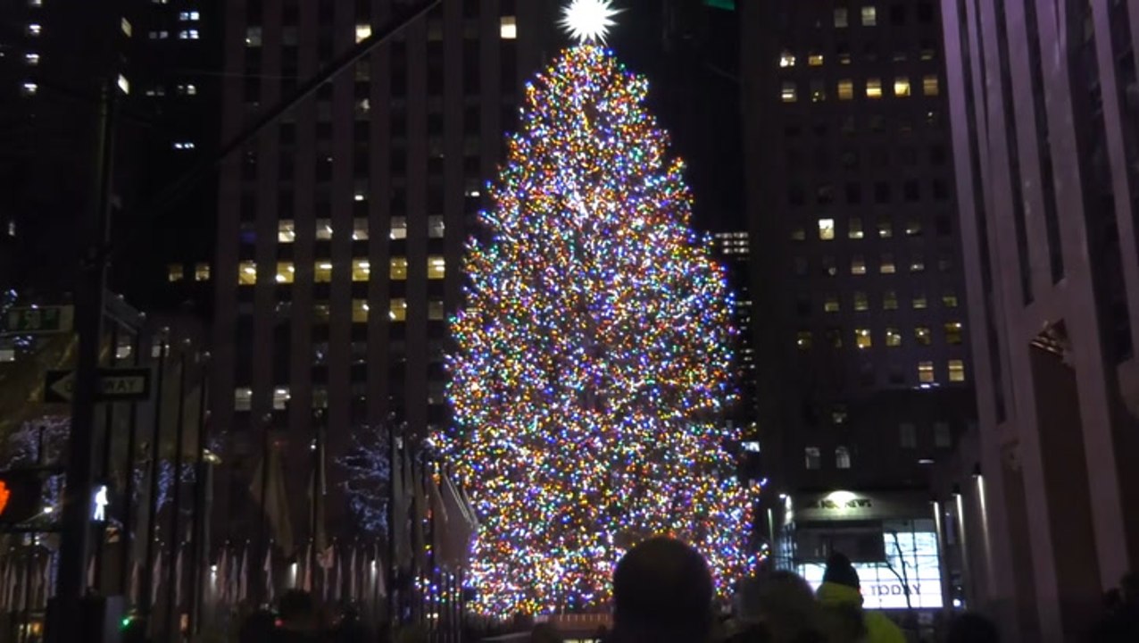 Safely viewing the Rockefeller Christmas Tree
