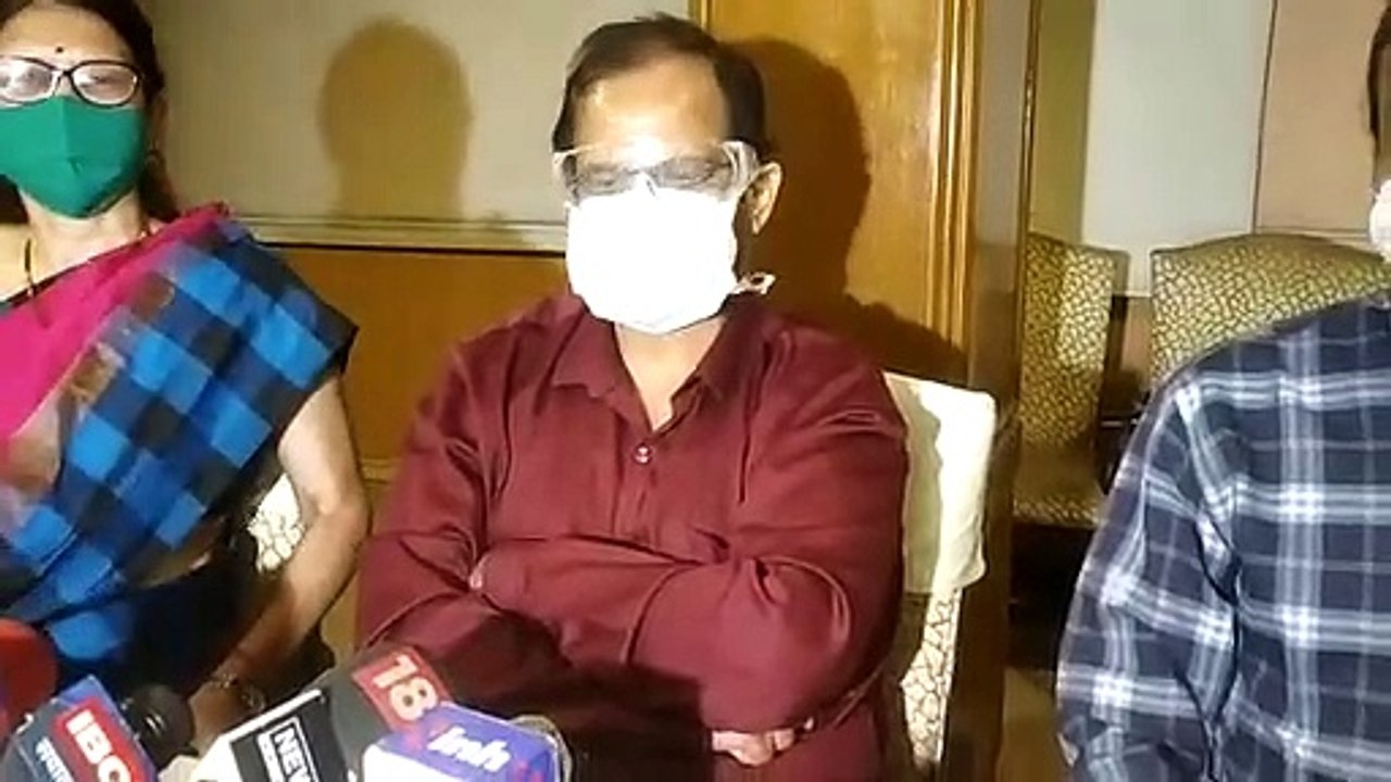 डॉक्टर्स की हड़ताल का एमवाय अस्पताल में नही नजर आया असर, सांकेतिक रूप से हुई हड़ताल