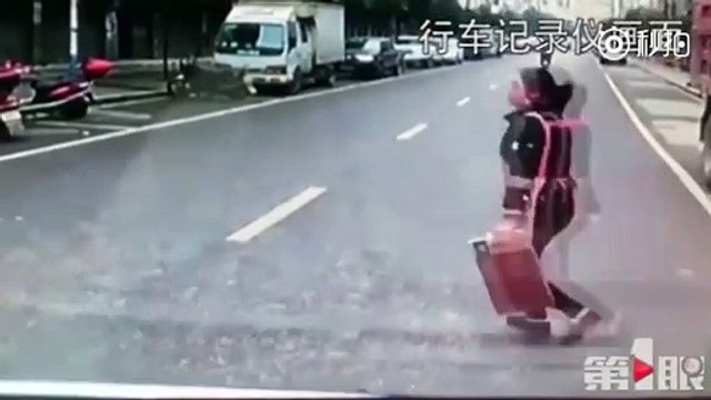 Çin'de akıllara durgunluk veren kaza