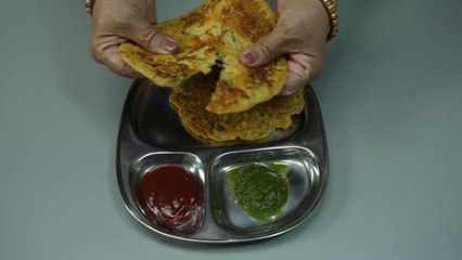 High Protein Peanut Cheela Breakfast Recipe - Mongphali Ke Cheela Ki Recipe