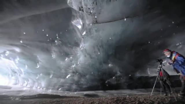 La Catedral de Hielo en los Alpes suizos, una maravilla única de la naturaleza