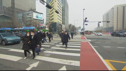 Pandemic: South Korea, Japan face changes to everyday life
