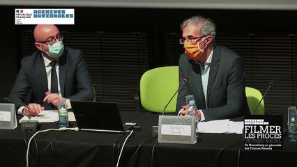 002 - Ouverture dela journée par Jacques Fredj , directeur du Mémorial de la Shoah