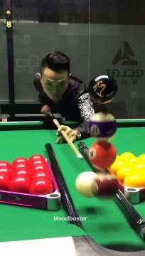 Ce joueur de billard est un génie