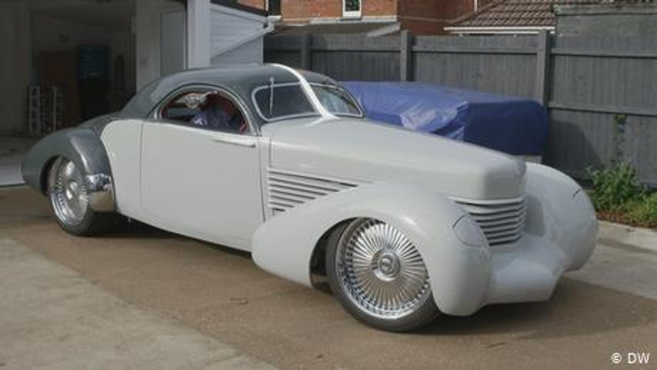 Klassische Automodelle – umgebaut zu Kunstwerken