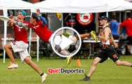 ¡Golazo! Jugando al frisbee pero golazo al fin