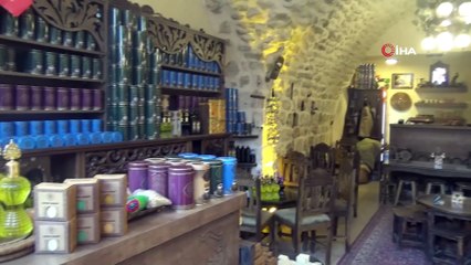 İpeksi Görüntüye Sahip 'Harire Tatlısı' Turistlerin Gözdesi Oldu