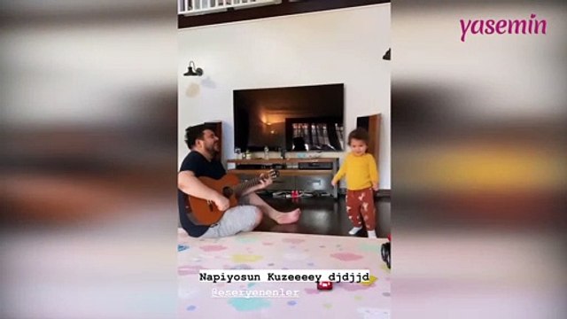Eser Yeneler ve oğlu Kuzey'den gitar resitali!
