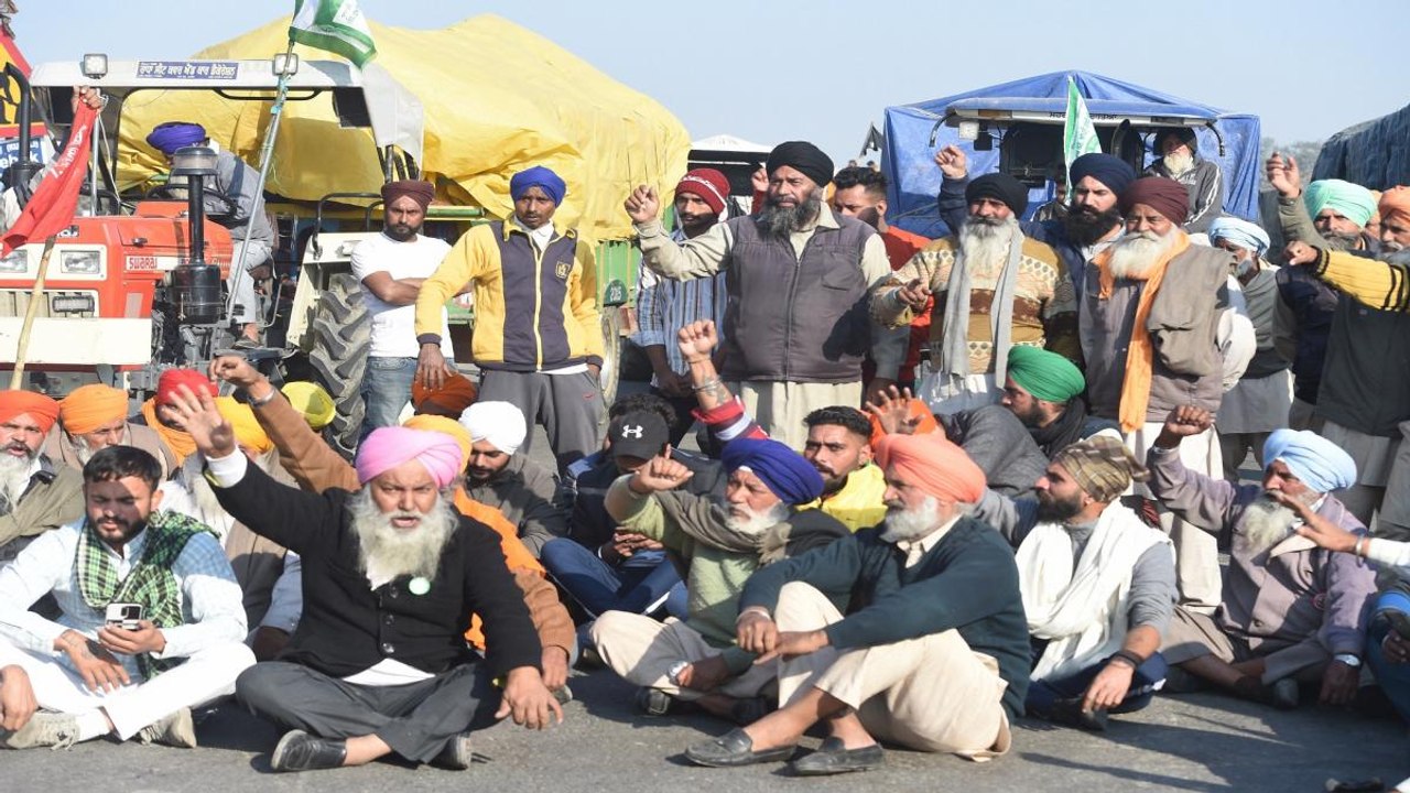 Farmers close Shambhu Toll Plaza, making it 'to...