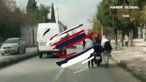 Trafikte şoke eden görüntü! 6 patenli genç 2 ayrı motosiklete tutundu