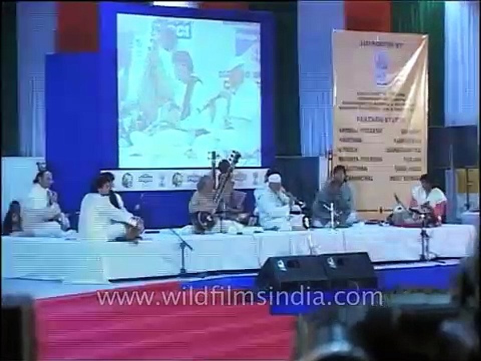 Ustad Bismillah Khan on Shehnai and Pandit Ravi Shankar on Sitar