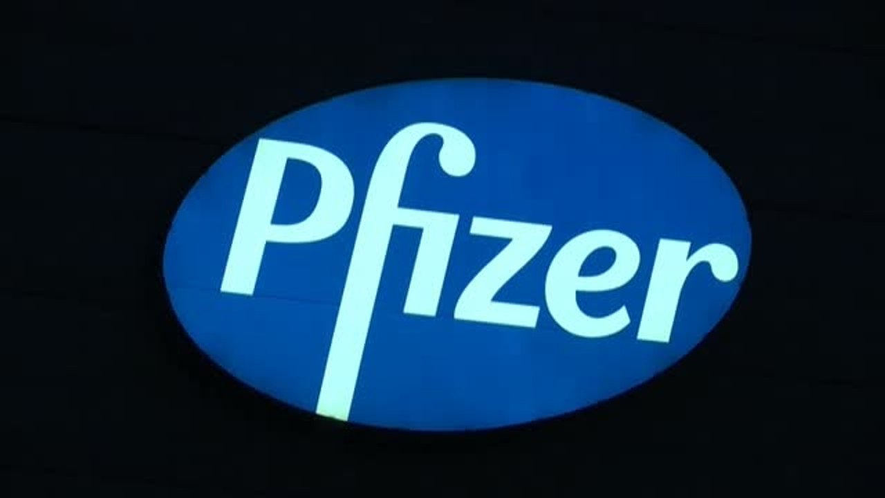 EE.UU. aprueba de emergencia la vacuna de Pfizer