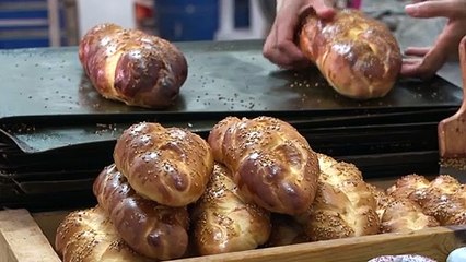 التطبيع مع إسرائيل له مذاق جميل لدى زبائن مخبز يهودي في الدار البيضاء