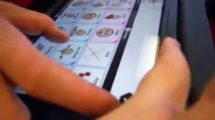 Teen with CP Expressing feelings using Proloquo2go