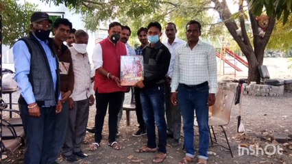 दुपाड़ा पुलिस चौकी प्रभारी का ट्रांसफर, ग्रामीणों ने दी विदाई