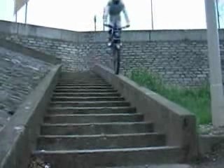 acrobatie de moto trial