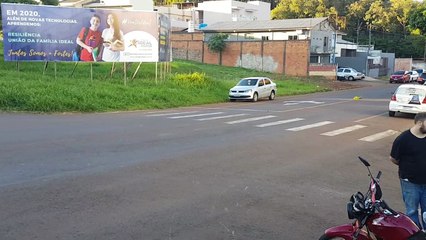 Motociclista fica ferida em colisão com Azera na Região do Lago