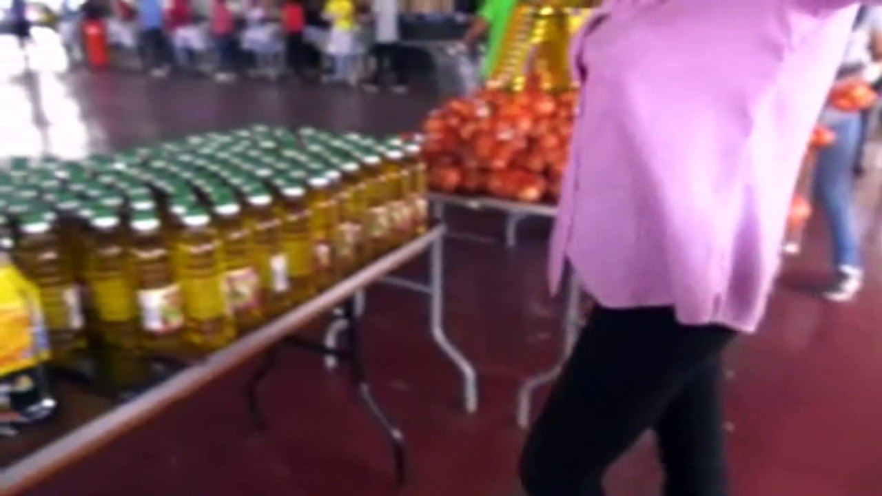 SEWA INTERNATIONAL DISTRIBUTES 3000 HAMPERS
