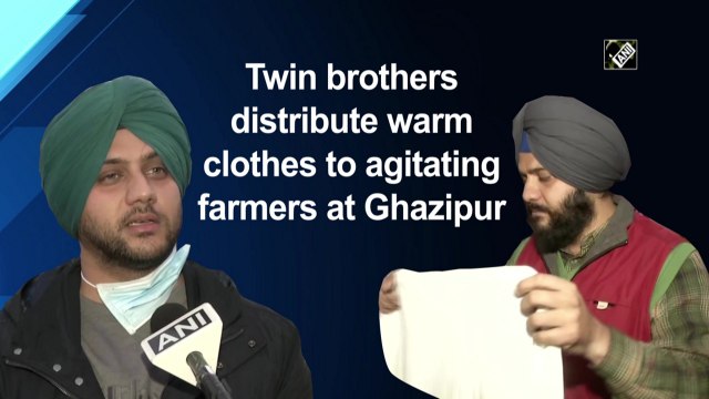Twin brothers distribute warm clothes to agitating farmers at Ghazipur