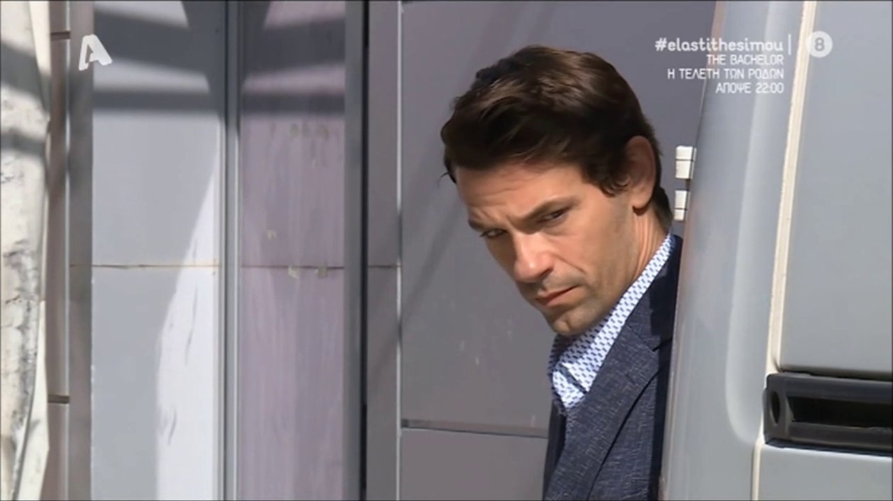 Apostolis Totsikas - Ela sti thesi mou (season 5 episode 65 scenes)