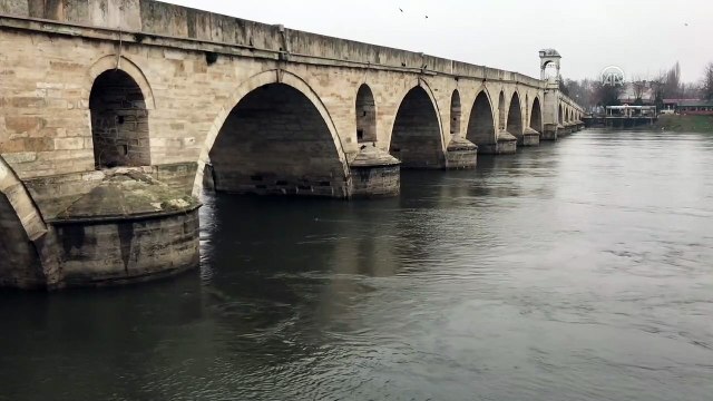 EDİRNE - Meriç Nehri'nin debisi son yağışlarla 3 katına çıktı