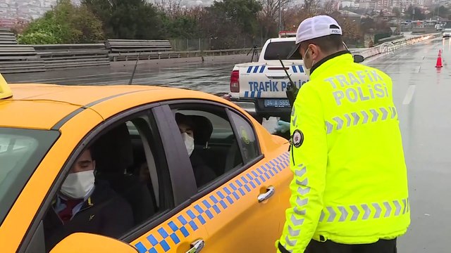 İstanbul pazar gününe sakin uyandı - 15 Temmuz Şehitler Köprüsü/Taksim/Beykoz