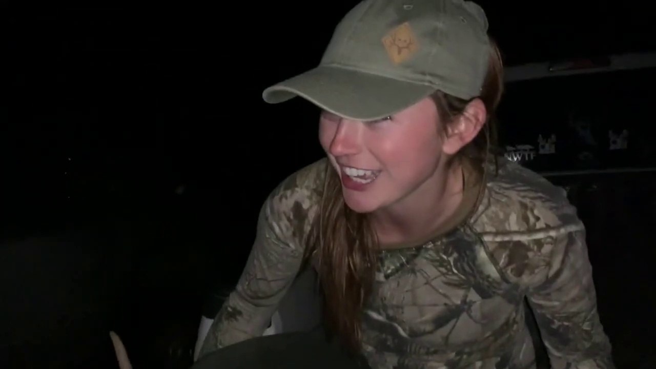 Hannah’s 2020 Kansas Archery Buck! OLD 9 Point Whitetail! My Oldest Deer EVER