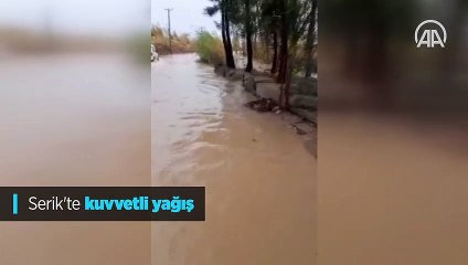 Serik'te kuvvetli yağış