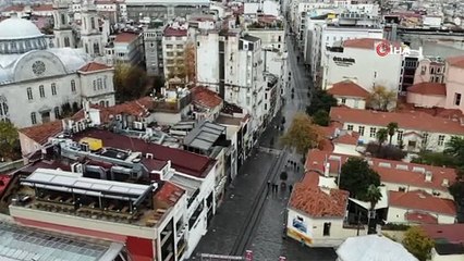 Taksim Meydanı turistlere kaldı