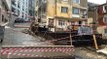 İzmir’de sağanak! Yol çöktü, kayan bina boşaltıldı